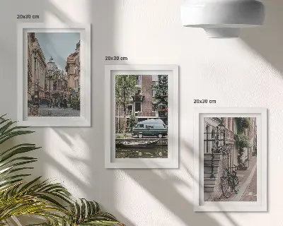 Zidna galerija slika prikaz mirnih gradskih zgrada