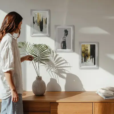 Zidna galerija slika apstraktni motiv slikanja s dvije ruke
