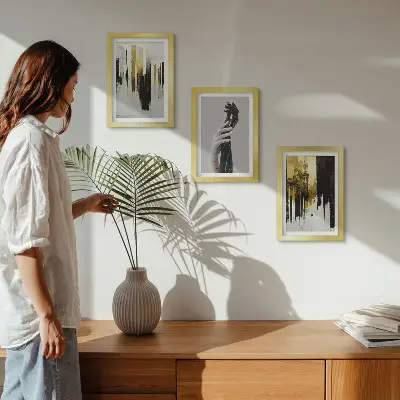 Zidna galerija slika apstraktni motiv slikanja s dvije ruke