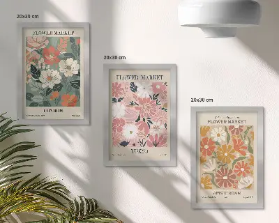 Zidna galerija slika s cvjetnim uzorcima te plakatima Londona, Tokija i Amsterdama