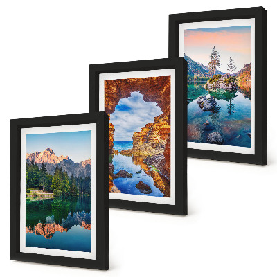 Set 3 slike u okviru Planinska jezera s odrazima u vodi i stijenama