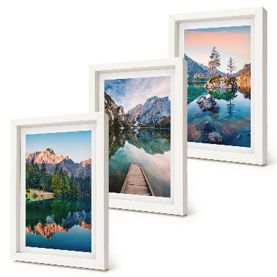 Set 3 slike u okviru Planinska jezera s odrazima u vodi i šumi