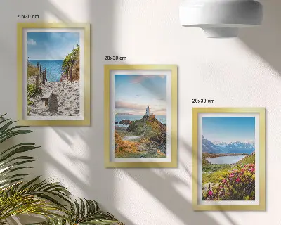 Zidna galerija slika pogled na svjetionik, plažu, planine i cvijeće