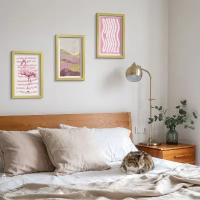 Set 3 slike u okviru ružičasti flamingosi s pastelnim planinskim krajolikom i natpisom