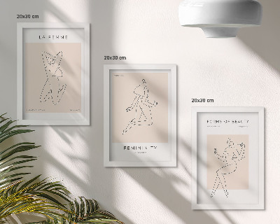 Set 3 slike u okviru Linearne siluete žena na minimalističkim plakatima