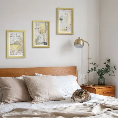 Zidna galerija slika s apstraktnim minimalističkim modernim uzorcima