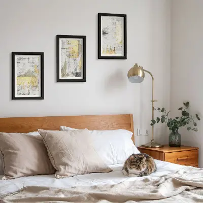 Zidna galerija slika s apstraktnim minimalističkim modernim uzorcima