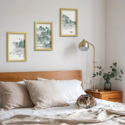 Set od 3 slike u okviru planine u oblacima s pticama i čamcem na vodi u japandi stilu