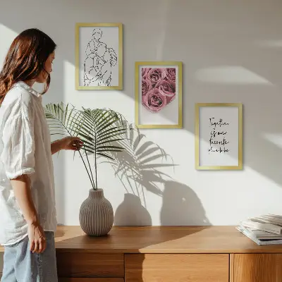 Set od 3 slike u okviru obiteljski lineart buketi ruža s kućnim natpisom