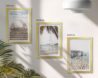 Zidna galerija slika Plaža s drvenim stepenicama i ljuljačkom uz more