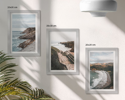 Komplet slika u okviru Pogled na more s liticama i krajolicima plaže