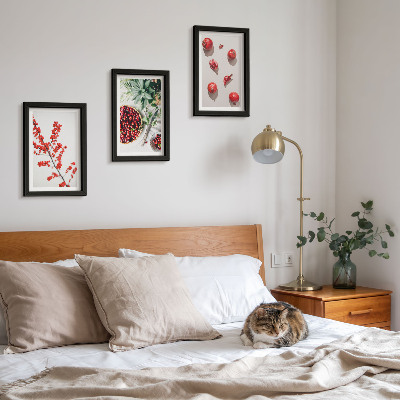 Set 3 slike u okviru Crveno voće i biljke u minimalističkom stilu