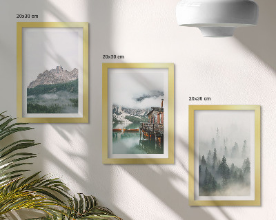 Komplet slika u okviru Planine, jezero, vikendica i magla u šumi
