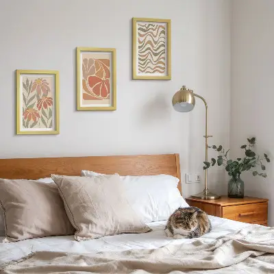 Set 3 slike u okviru s motivom pastelnog cvijeća i apstraktnih uzoraka