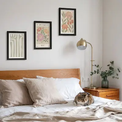 Komplet slika u okviru botanički motivi s motivom pariza u minimalističkom stilu