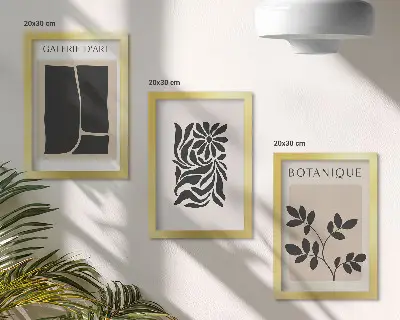 Zidna galerija slika s motivima apstraktnih biljnih uzoraka i geometrijskih oblika