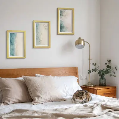 Komplet slika u okviru akvareli na platnu minimalističkog stila