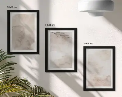 Zidna galerija slika s teksturom prolivenih akvarelnih boja u boho stilu