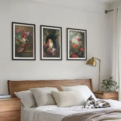 Set od 3 slike u okviru starinsko cvijeće s motivom mačaka i prirode