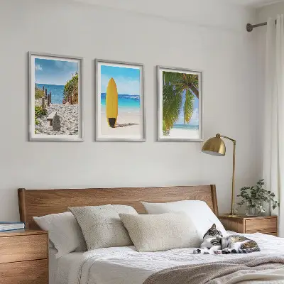 Set od 3 slike u okviru s motivom plaže, valova i palmi