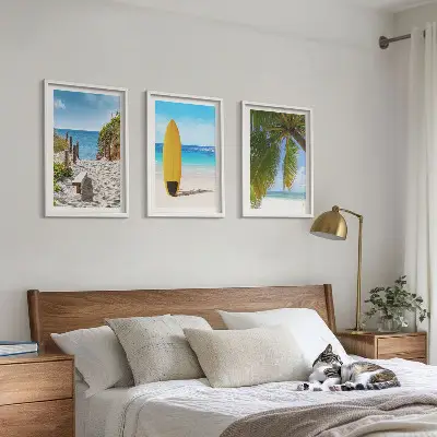 Set od 3 slike u okviru s motivom plaže, valova i palmi