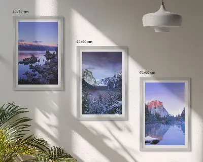 Triptih u okviru planinski krajolici sa zalaskom sunca iznad vode