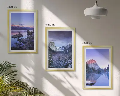 Triptih u okviru planinski krajolici sa zalaskom sunca iznad vode