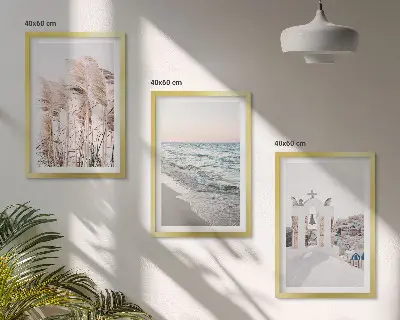 Zidna galerija s motivima biljaka, morskih valova, pogleda i kuća