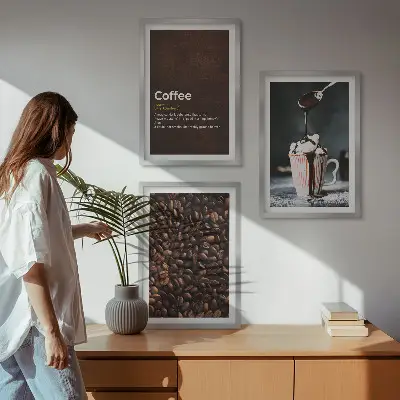 Napitak od kave sa šlagom triptih u okviru