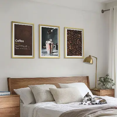 Napitak od kave sa šlagom triptih u okviru