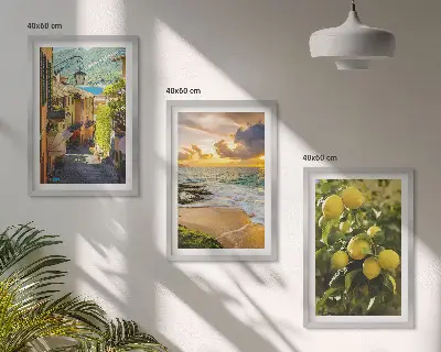 Zidna galerija ulice, more, plaža i stabla citrusa