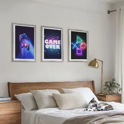 Zidna galerija gamepadi s motivom Game Over