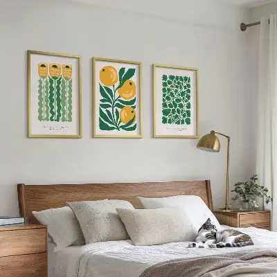 Triptih u okviru biljni uzorci s motivima cvijeća i lišća