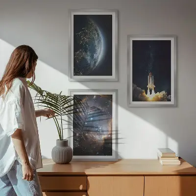 Zidna galerija s motivom svemira, Zemlje, rakete i galaksije