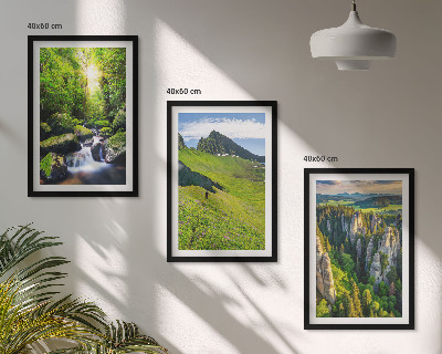 Set 3 slike u okviru Zelene planine, vodopadna šuma
