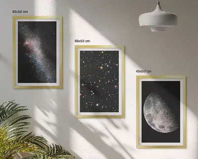 Triptih u okviru s motivom svemirskih galaksija sa zvijezdama i mjesecom