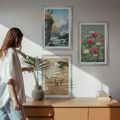 Set od 3 slike u okviru planinski krajolik s rijekom cvijećem i ždralovima