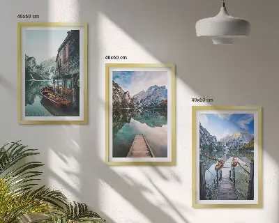 Zidna galerija drveni brodovi u planinskom jezerskom krajoliku