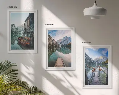 Zidna galerija drveni brodovi u planinskom jezerskom krajoliku