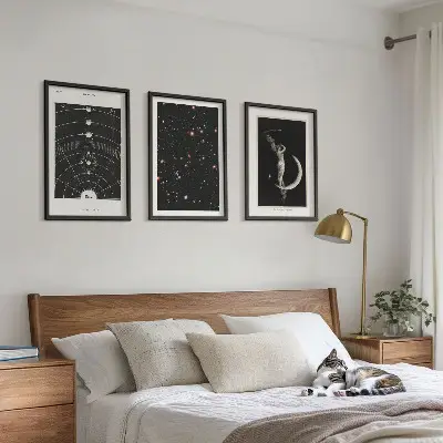 Set od 3 slike u okviru noćni prikaz Sunčevog sustava