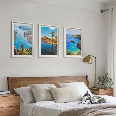 Zidna galerija palme uz more i plava voda