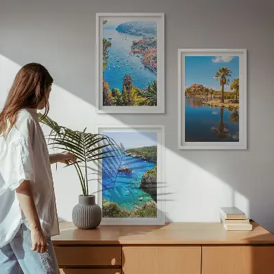 Zidna galerija palme uz more i plava voda
