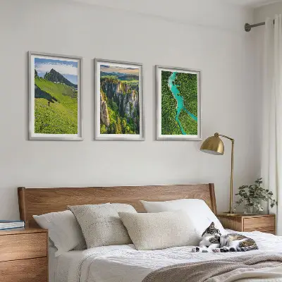 Zidna galerija zelene planine, rijeka i stijene