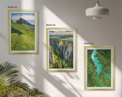 Zidna galerija zelene planine, rijeka i stijene