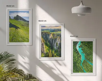 Zidna galerija zelene planine, rijeka i stijene