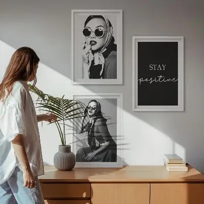 Zidna galerija elegantni portreti žena s naočalama