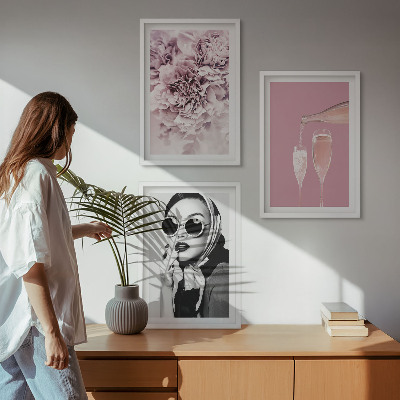Set 3 slike u okviru Ružino cvijeće i elegantna dama
