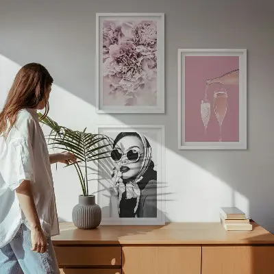 Ružino cvijeće i elegantna dama set od 3 slike u okviru