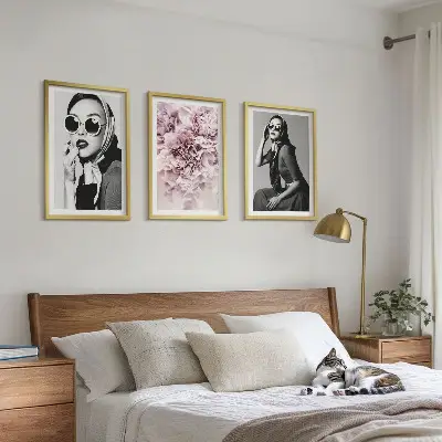 Elegantni portreti žena s cvijećem triptih u okviru