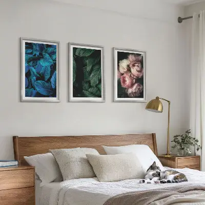 Zidna galerija lišće i cvijeće u različitim bojama